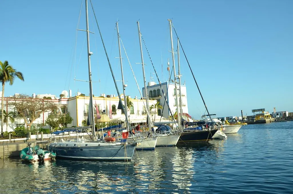 Pension Playa Puerto De Mogan 2*,